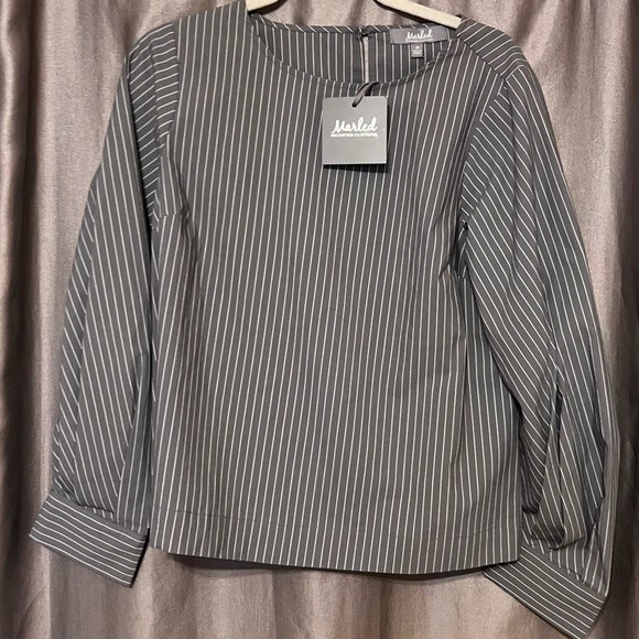 Marled Reunited Blouse Size Med Gray with White Stripes Cuffed Wrists Blouse NEW - Picture 1 of 13